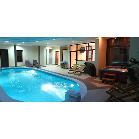 Szálloda Garni Vila Milord 4*