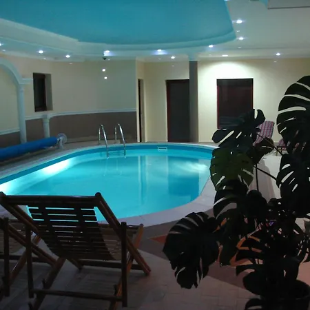 Hotel Garni Vila Milord 4*